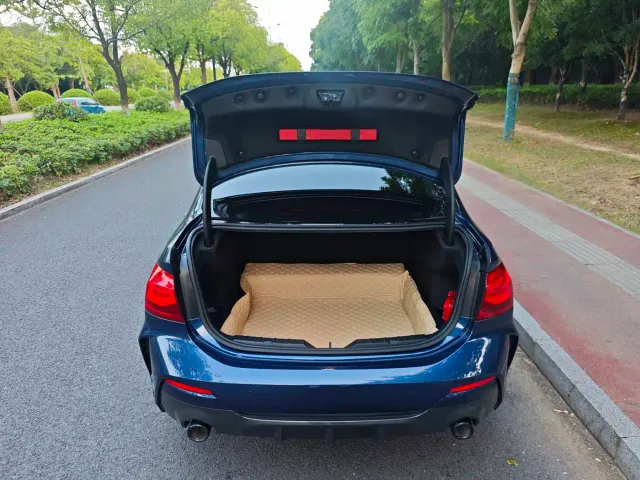 BMW 1 Series — Фото автомобиля 13