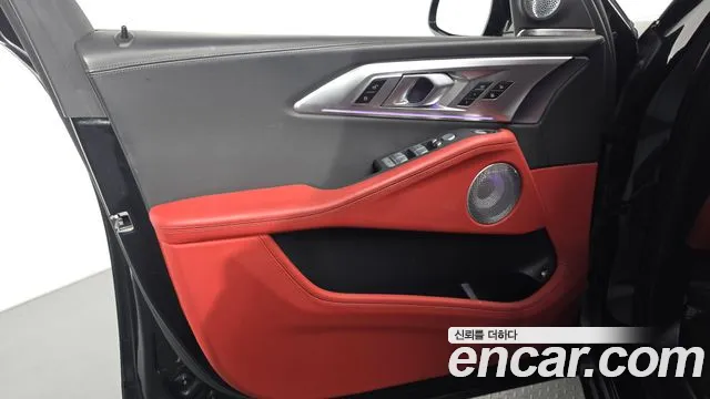 BMW XM — Фото автомобиля 20