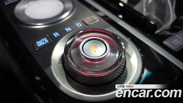 Genesis G80 Бензин 2.5 турбо AWD — Фото автомобиля 9
