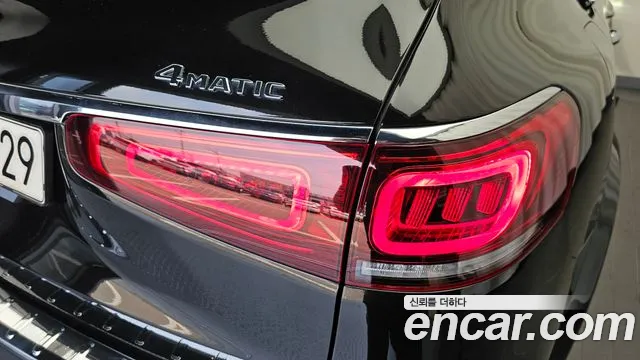 Mercedes-Benz GLS-Class — Фото автомобиля 24