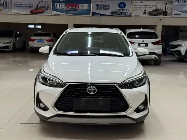 Toyota YARiS L Zhi Xuan — Фото автомобиля 2