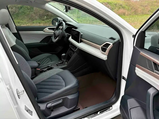Volkswagen Tharu — Фото автомобиля 17