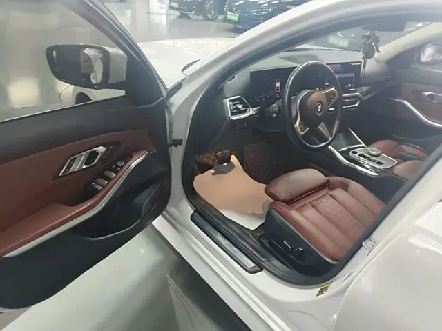 BMW i3 — Фото автомобиля 15
