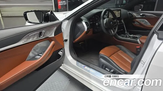 BMW 8-Series — Фото автомобиля 11