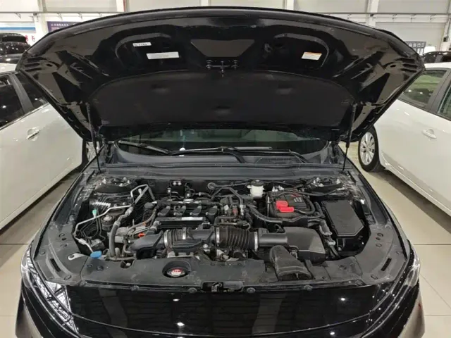 Honda Accord — Фото автомобиля 19