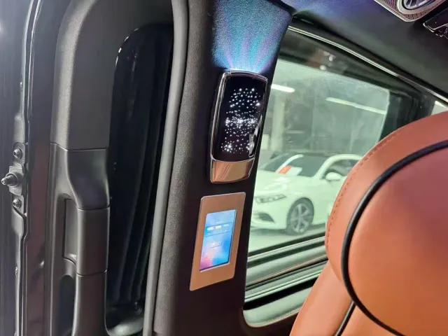 Mercedes-Benz Vito 2021 2.0T Elite 7-Seater — Фото автомобиля 22