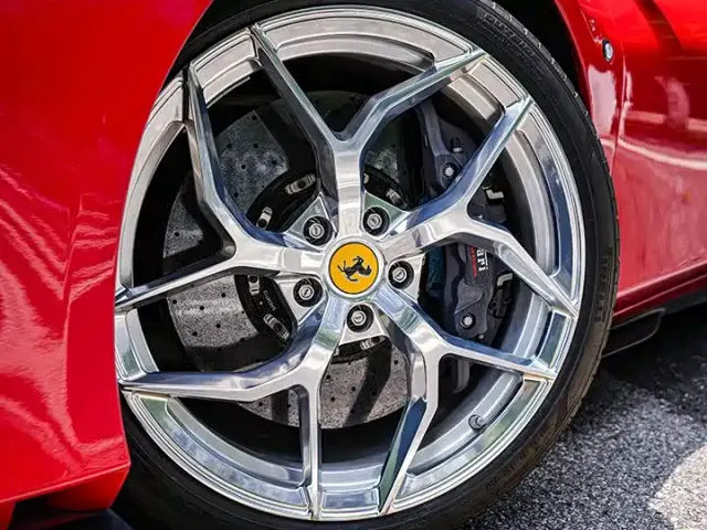 Ferrari F8 — Фото автомобиля 9