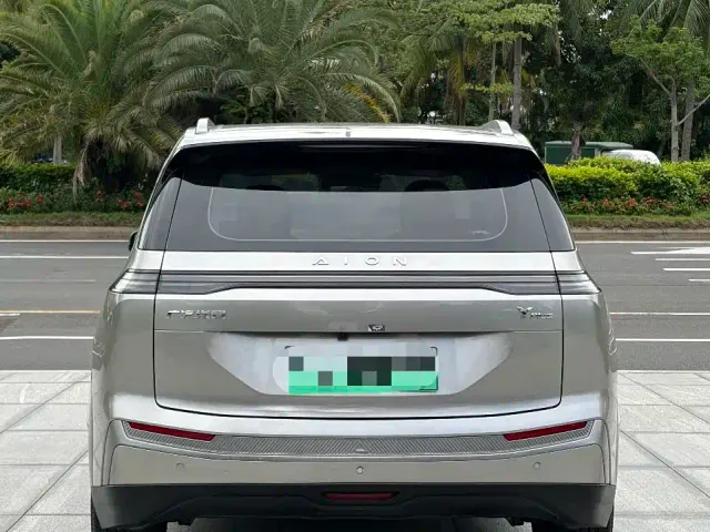 GAC Aion Y — Фото автомобиля 9