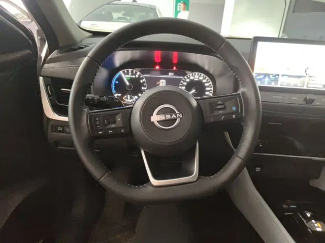 Nissan X-Trail — Фото автомобиля 6