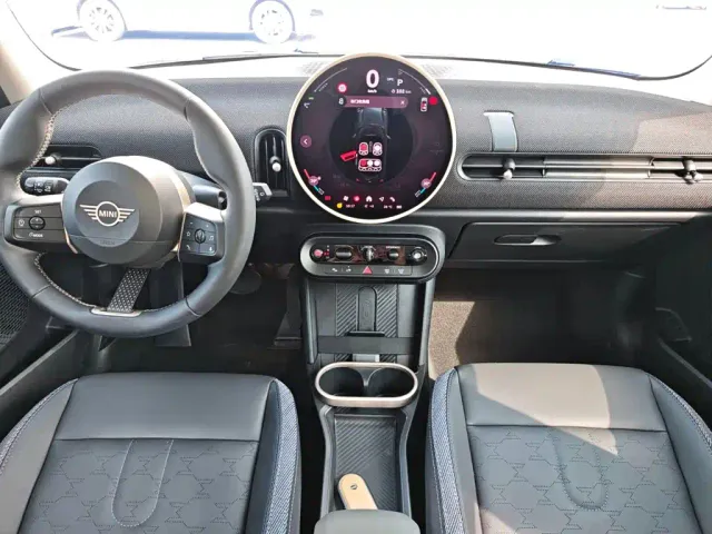 MINI Hatch — Фото автомобиля 16