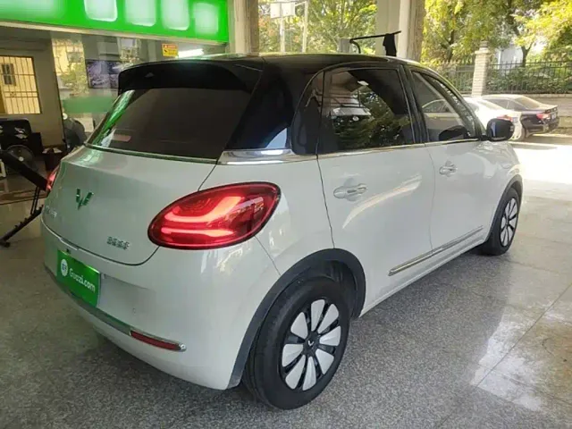 Wuling Bingo — Фото автомобиля 6