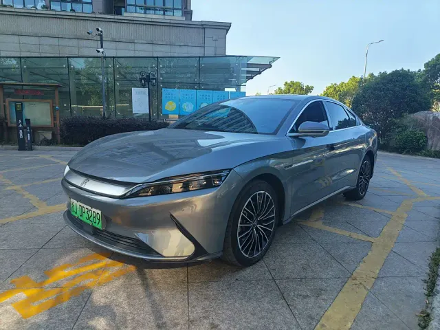 Фотография автомобиля — BYD Han