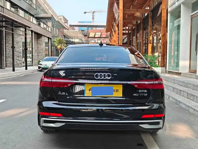 Audi A6L — Фото автомобиля 5