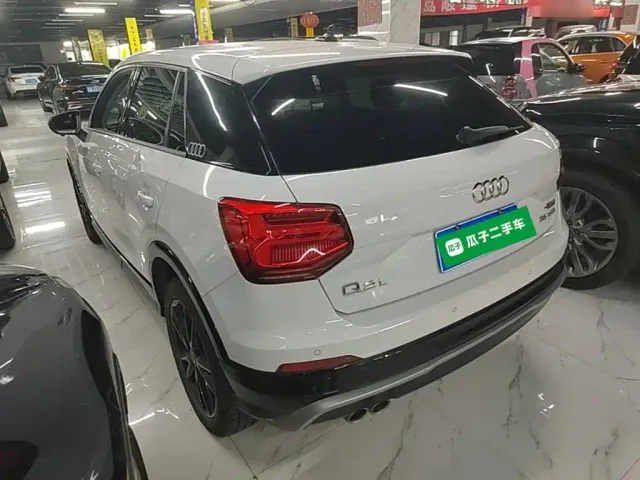 Audi Q2L — Фото автомобиля 4