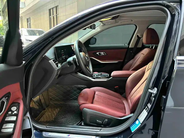 BMW 3 Series — Фото автомобиля 12