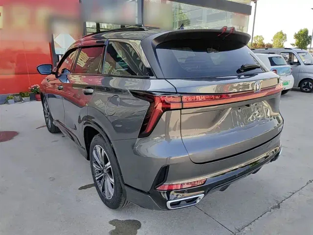 Changan CS75 Plus — Фото автомобиля 4