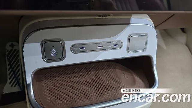 Hyundai Ioniq 9 — Фото автомобиля 19