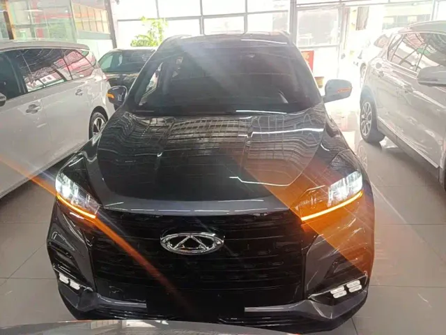 Chery Tiggo 8 — Фото автомобиля 2
