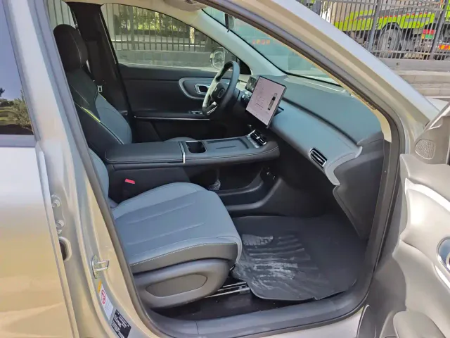 Changan Qiyuan Q05 — Фото автомобиля 8