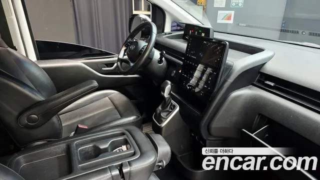 Hyundai Staria — Фото автомобиля 25