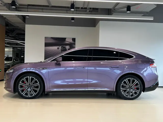 Luxeed R7 — Фото автомобиля 3
