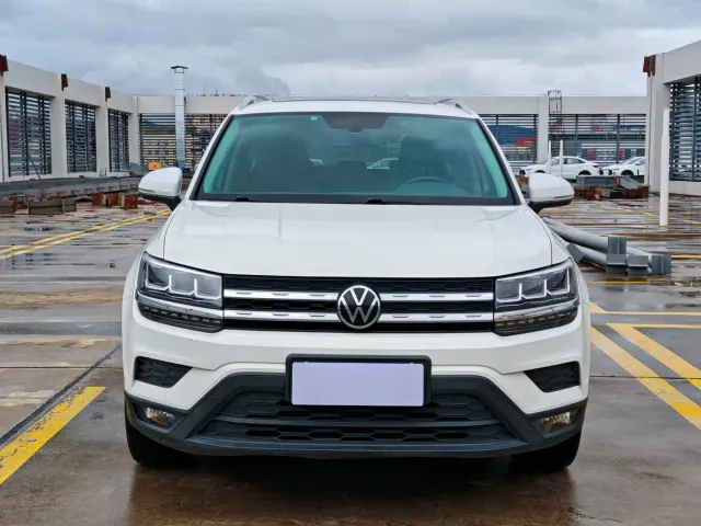 Volkswagen Tharu — Фото автомобиля 2