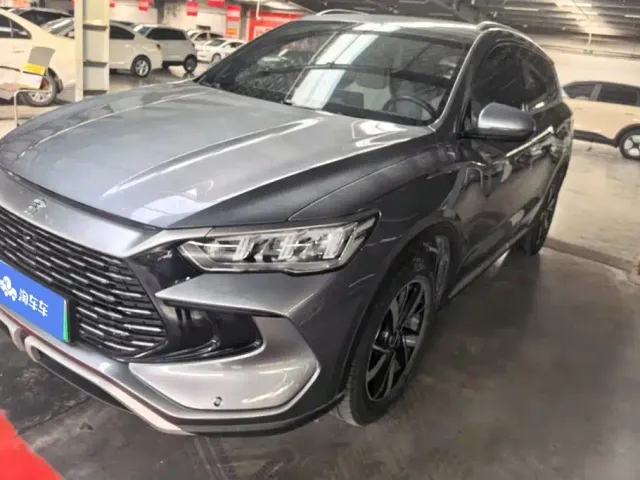 Фотография автомобиля — BYD Song Pro