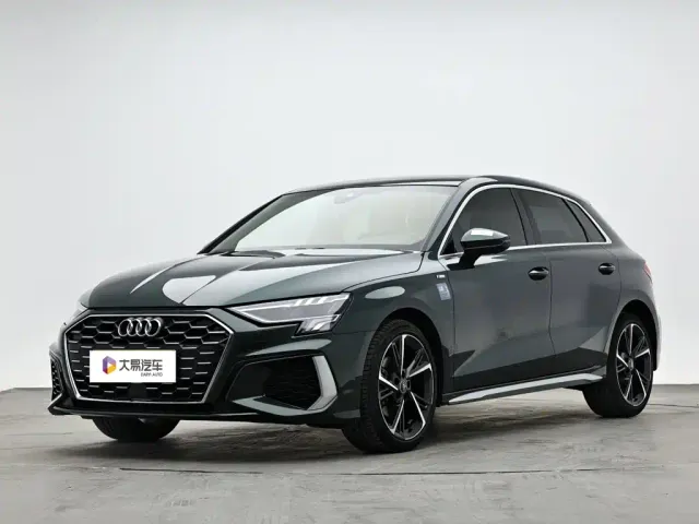Фотография автомобиля — Audi A3