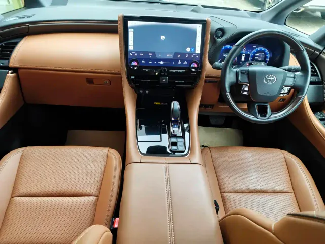 Toyota Vellfire — Фото автомобиля 16