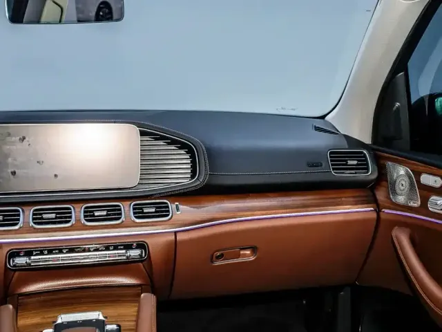Mercedes-Benz GLE-Class — Фото автомобиля 25