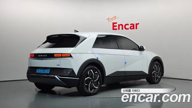 Hyundai Ioniq 5 — Фото автомобиля 2