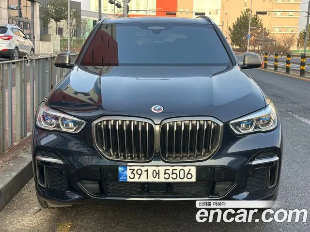 BMW X5 xDrive 40i M Sport — Фото автомобиля 2