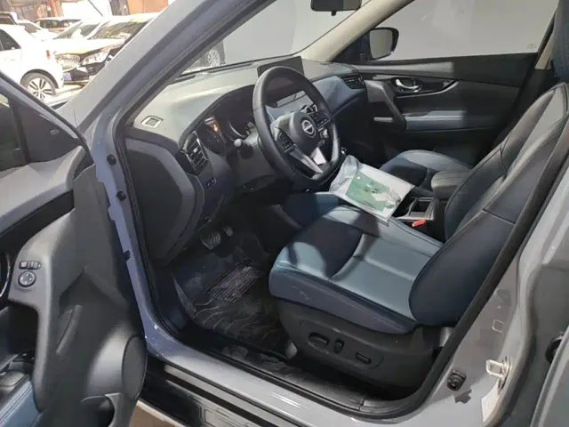 Nissan X-Trail — Фото автомобиля 10