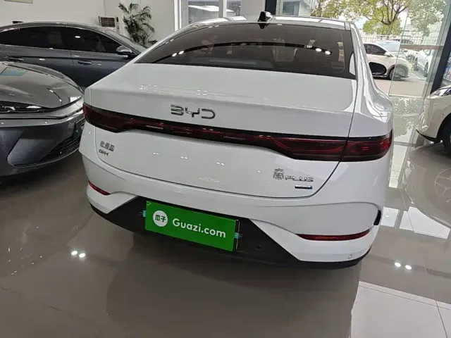 BYD Qin PLUS — Фото автомобиля 5