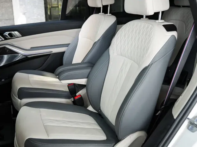 BMW X7 — Фото автомобиля 20