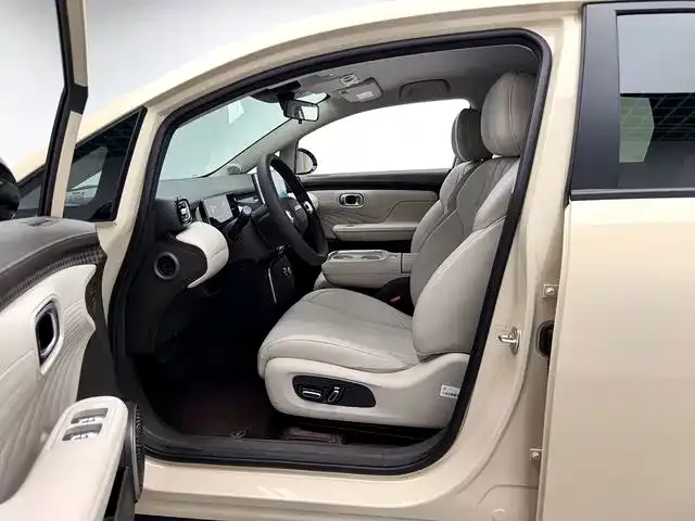 GAC AION UT super — Фото автомобиля 9