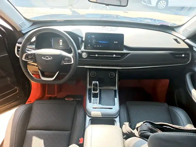 Chery Tiggo 8 — Фото автомобиля 9