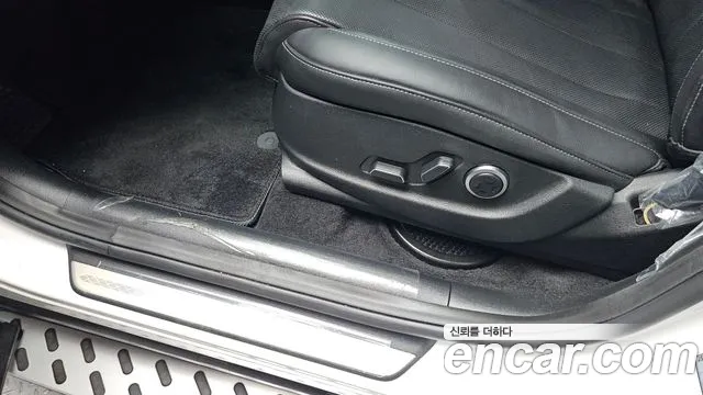 Genesis GV80 — Фото автомобиля 27