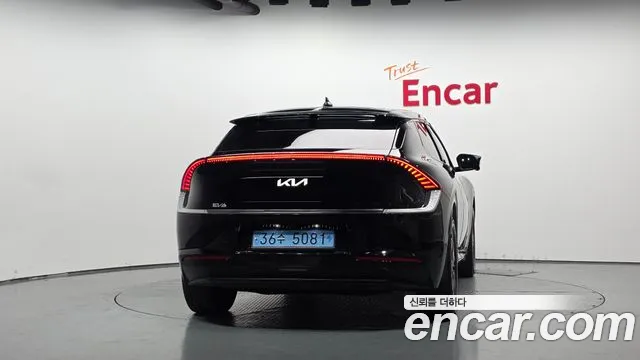 Kia EV6 — Фото автомобиля 4