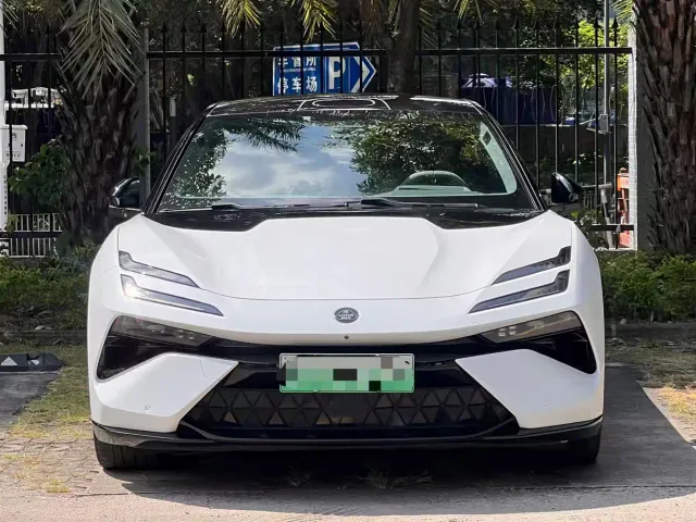 Lotus Emeya — Фото автомобиля 2