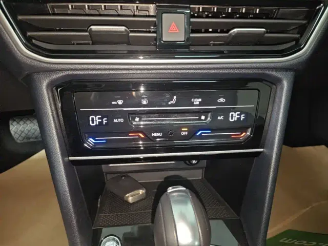 Volkswagen Tharu — Фото автомобиля 12