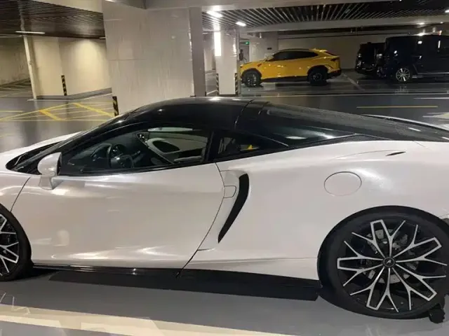 McLaren GT — Фото автомобиля 3
