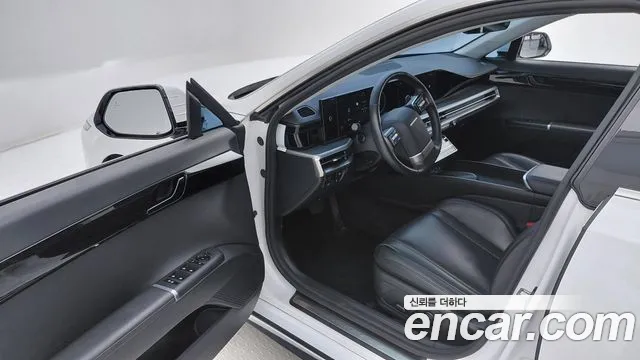 Hyundai Grandeur Grandeur (GN7) — Фото автомобиля 10