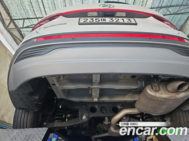 Hyundai Santafe — Фото автомобиля 16