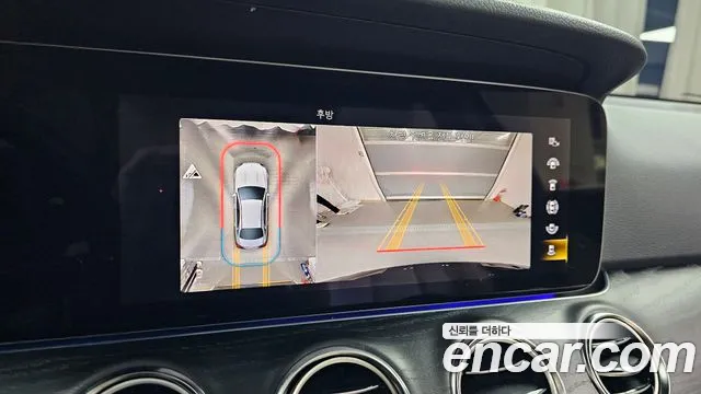 Mercedes-Benz E-Class — Фото автомобиля 14