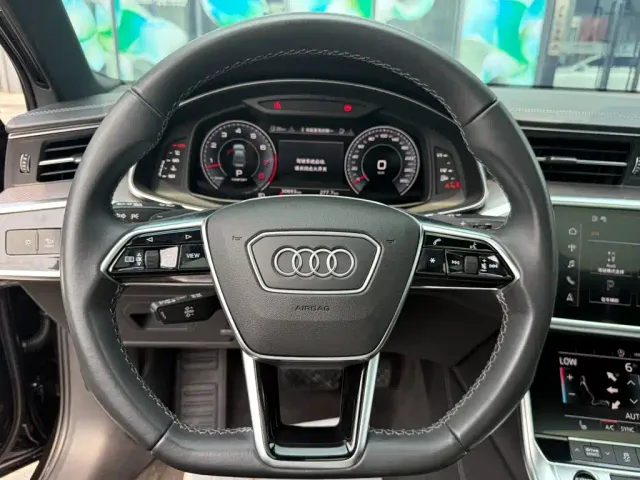 Audi A6L — Фото автомобиля 16