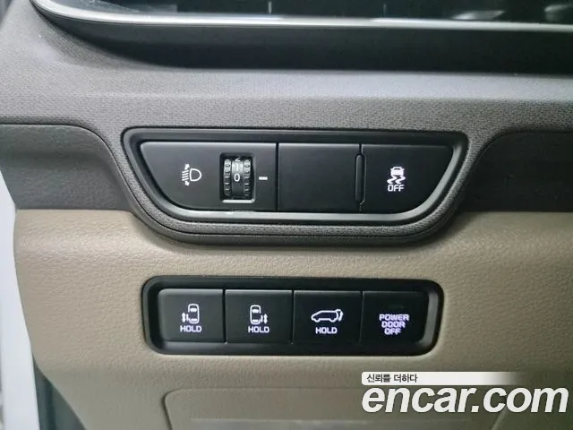 Kia Carnival 4th Gen — Фото автомобиля 4
