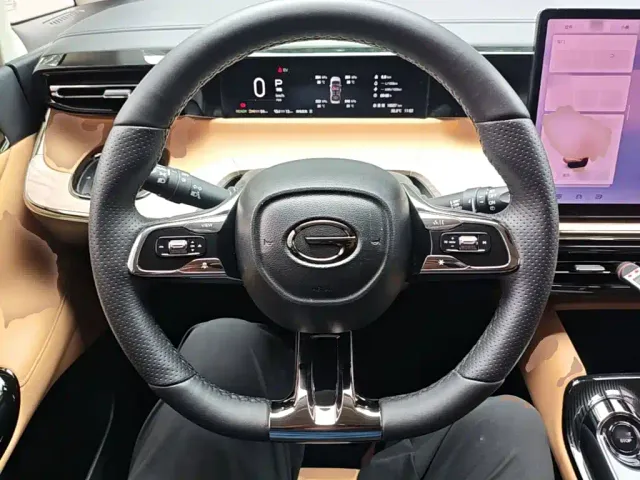GAC Trumpchi E8 — Фото автомобиля 10