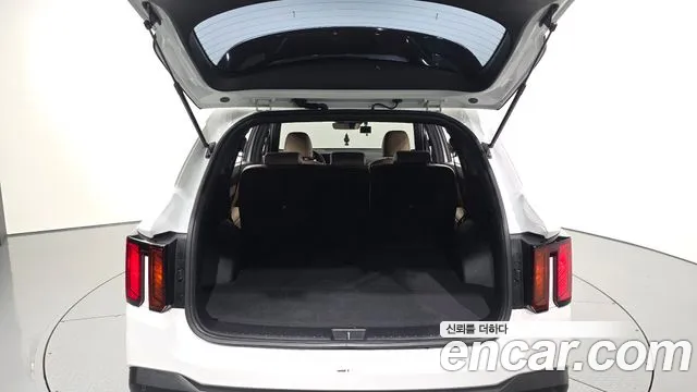 Kia Sorento Новый Sorento 4 поколение Бензин 2.5T 2WD — Фото автомобиля 20