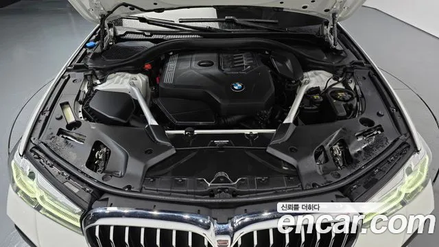 BMW 5 Series G30 — Фото автомобиля 6